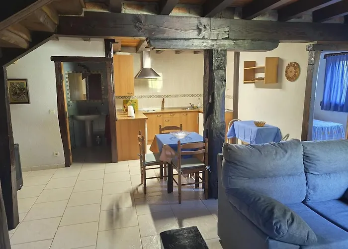 Caserio Burgo Goikoa 1 *